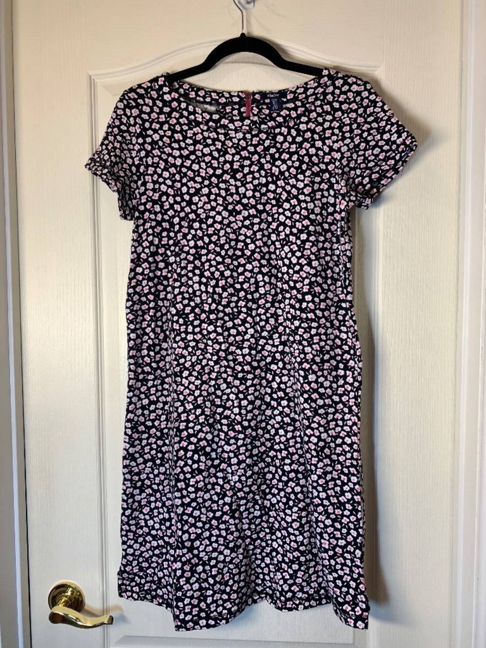 Hatley Black Floral Short Sleeve Cotton-Modal Dress with Pink Zip, Size S Casual